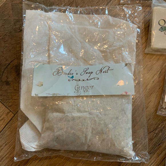 Gourmet natural spa / bath gift bundle - Picture 2 of 6